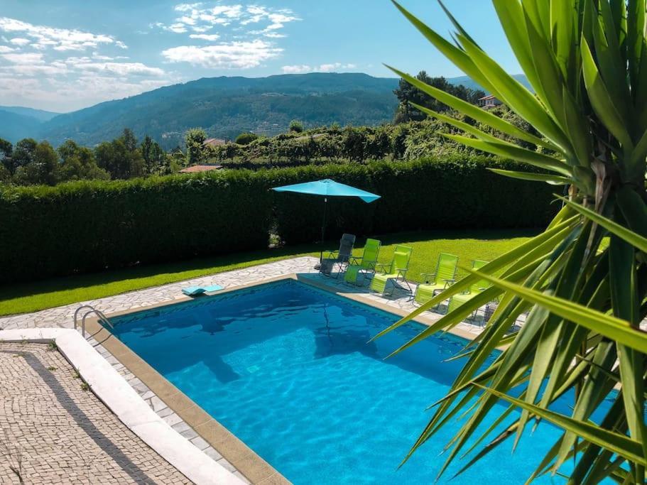 Maison Familiale De Caractere Avec Piscine Padronelo Exterior foto