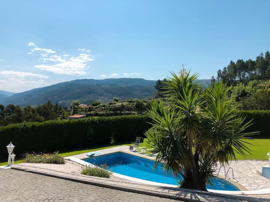 Maison Familiale De Caractere Avec Piscine Padronelo Exterior foto